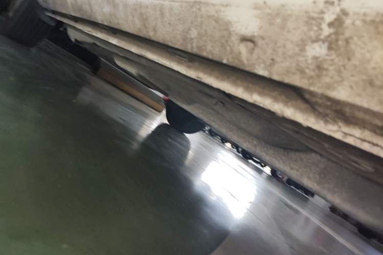 Used Skoda Fabia 2012 1.4L Manual Crystal Edition Chassis Front Right