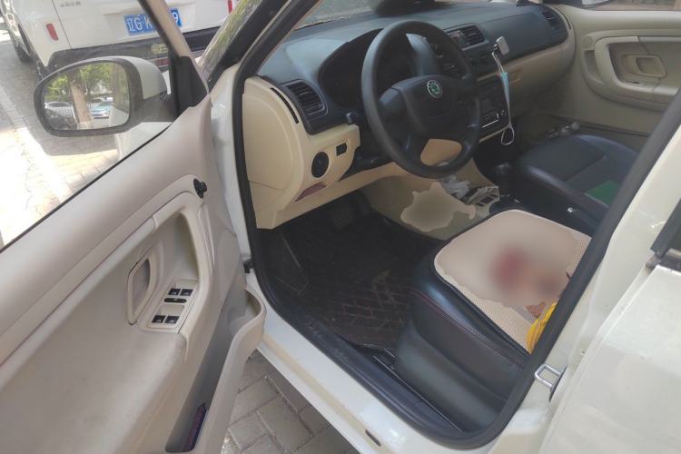 Used Skoda Fabia 2012 1.4L Automatic Crystal Edition Driver Seat