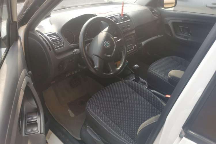 Used Skoda Fabia 2012 1.6L Automatic Sport Edition Driver Seat