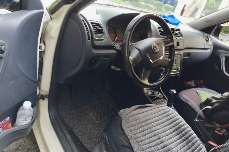 Used Skoda Fabia 2012 1.6L Automatic Sport Edition Driver Seat