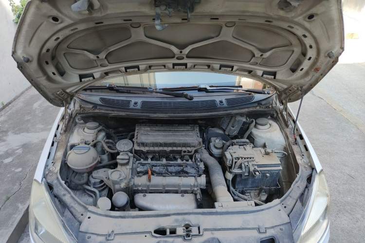 Used Skoda Fabia 2012 1.4L Automatic Crystal Edition Engine Bay