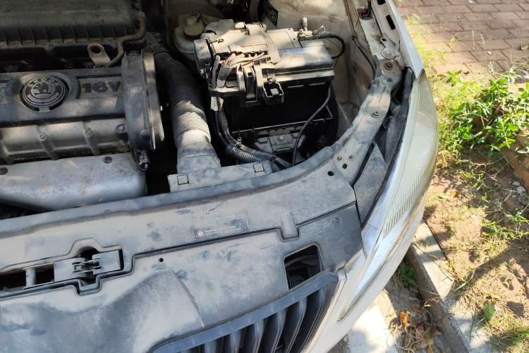 Used Skoda Fabia 2012 1.4L Manual Crystal Edition Engine Bay Left