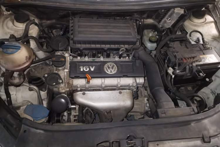 Used Skoda Fabia 2012 1.4L Automatic Crystal Edition Engine Bay