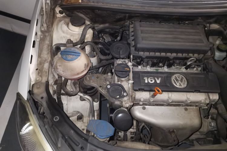 Used Skoda Fabia 2012 1.4L Automatic Crystal Edition Engine Bay Right