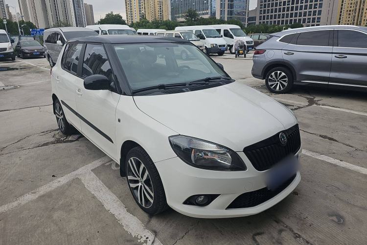 Used Skoda Fabia 2012 1.6L Manual Sport Edition Exterior 2