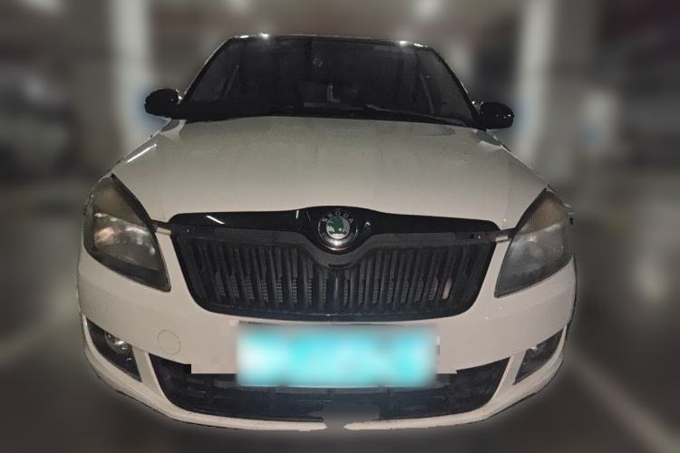Used Skoda Fabia 2012 1.6L Manual Cool Black Edition Front