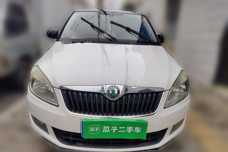 Used Skoda Fabia 2012 1.6L Manual Cool Black Edition Front