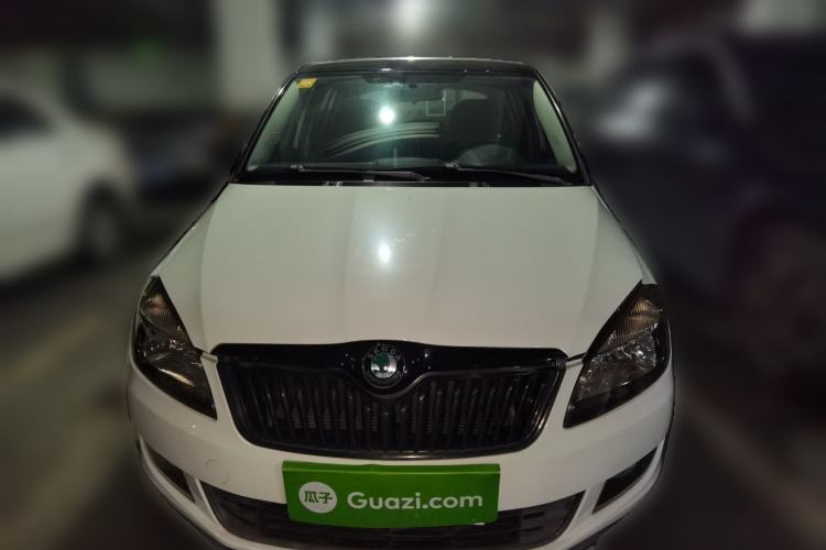 Used Skoda Fabia 2012 1.6L Automatic Cool Black Edition Front