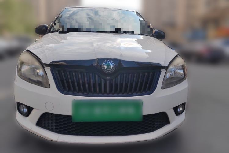 Used Skoda Fabia 2012 1.6L Automatic Sport Edition Front