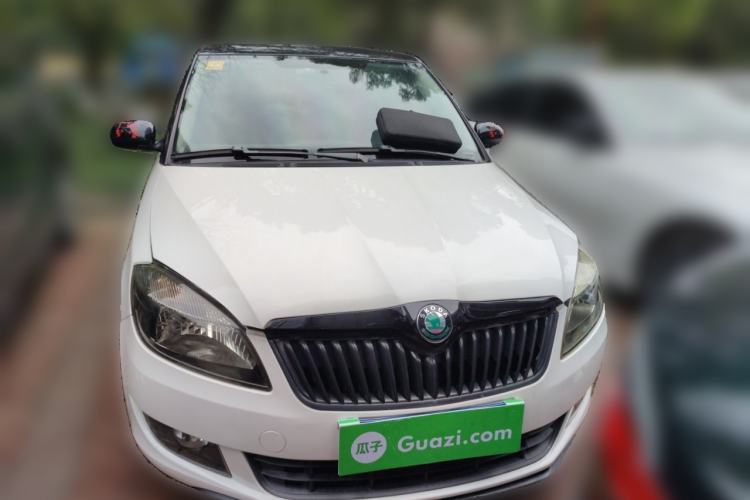 Used Skoda Fabia 2012 1.6L Automatic Cool Black Edition Front