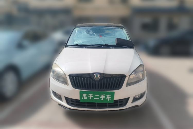 Used Skoda Fabia 2012 1.6L Manual Cool Black Edition Front