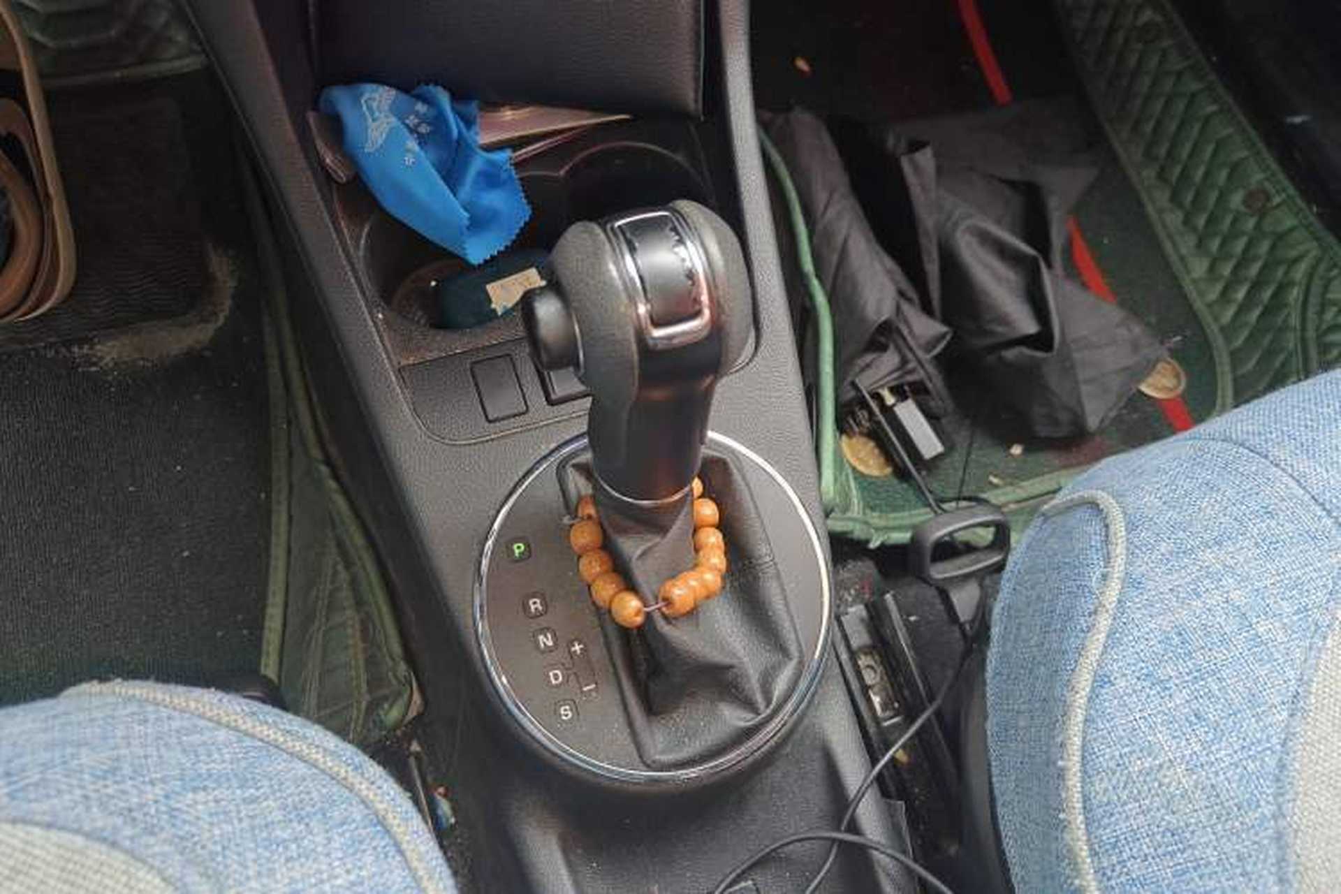 Used Skoda Fabia 2012 1.6L Automatic Sport Edition Gear Lever