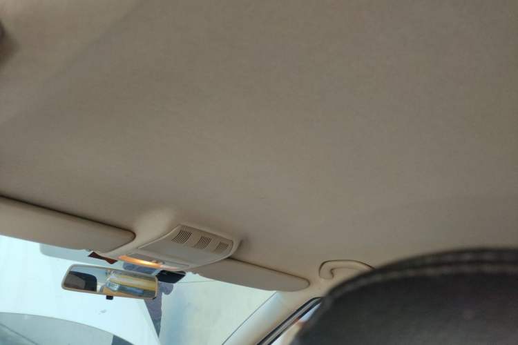 Used Skoda Fabia 2012 1.4L Automatic Crystal Edition Headliner
