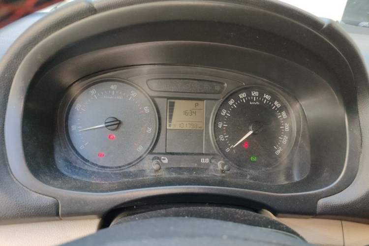 Used Skoda Fabia 2012 1.4L Automatic Crystal Edition Instrument Cluster