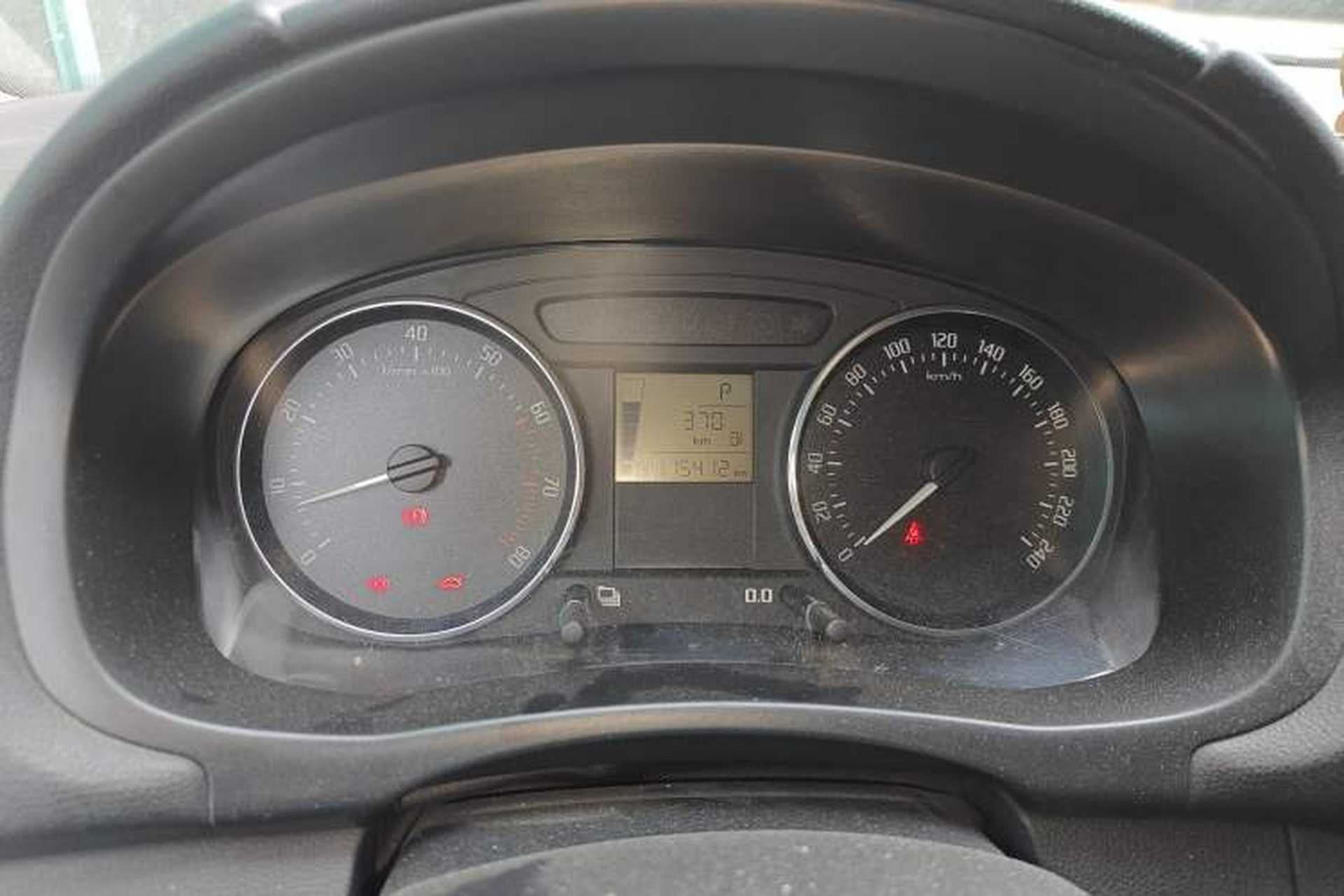 Used Skoda Fabia 2012 1.6L Automatic Sport Edition Instrument Cluster