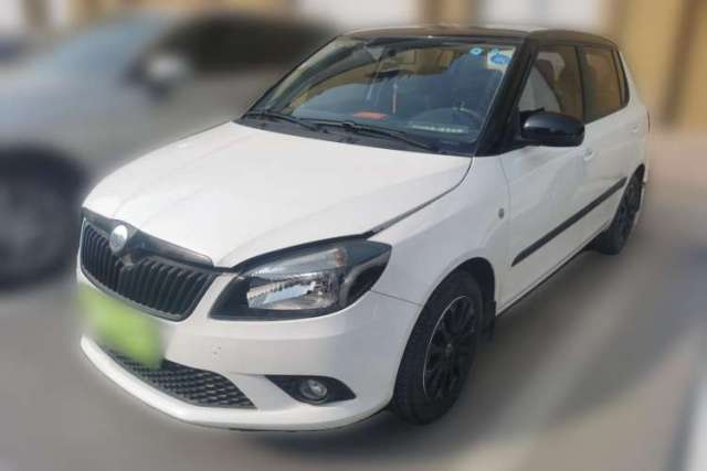 Ojetý Skoda Fabia 2012 1.6L Automatic Sport Edition