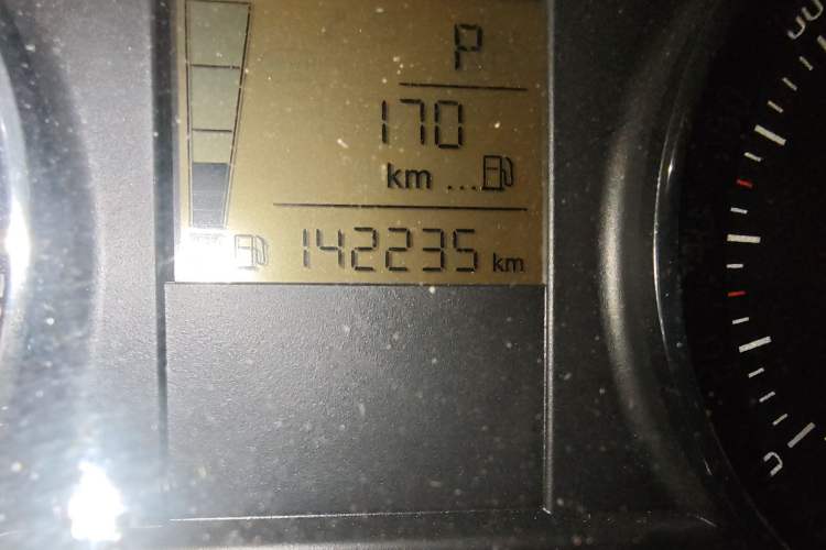 Used Skoda Fabia 2012 1.6L Automatic Cool Black Edition Odometer Close Up