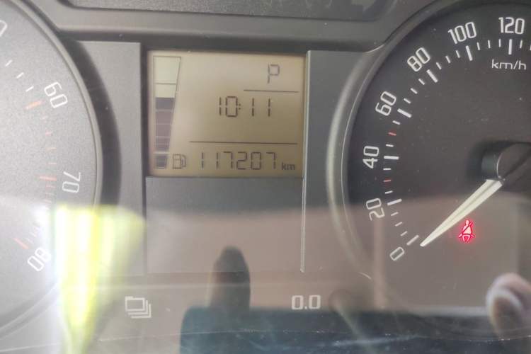 Used Skoda Fabia 2012 1.4L Automatic Crystal Edition Odometer Close Up