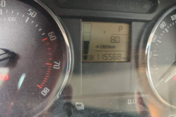 Used Skoda Fabia 2012 1.4L Automatic Crystal Edition Odometer Close Up
