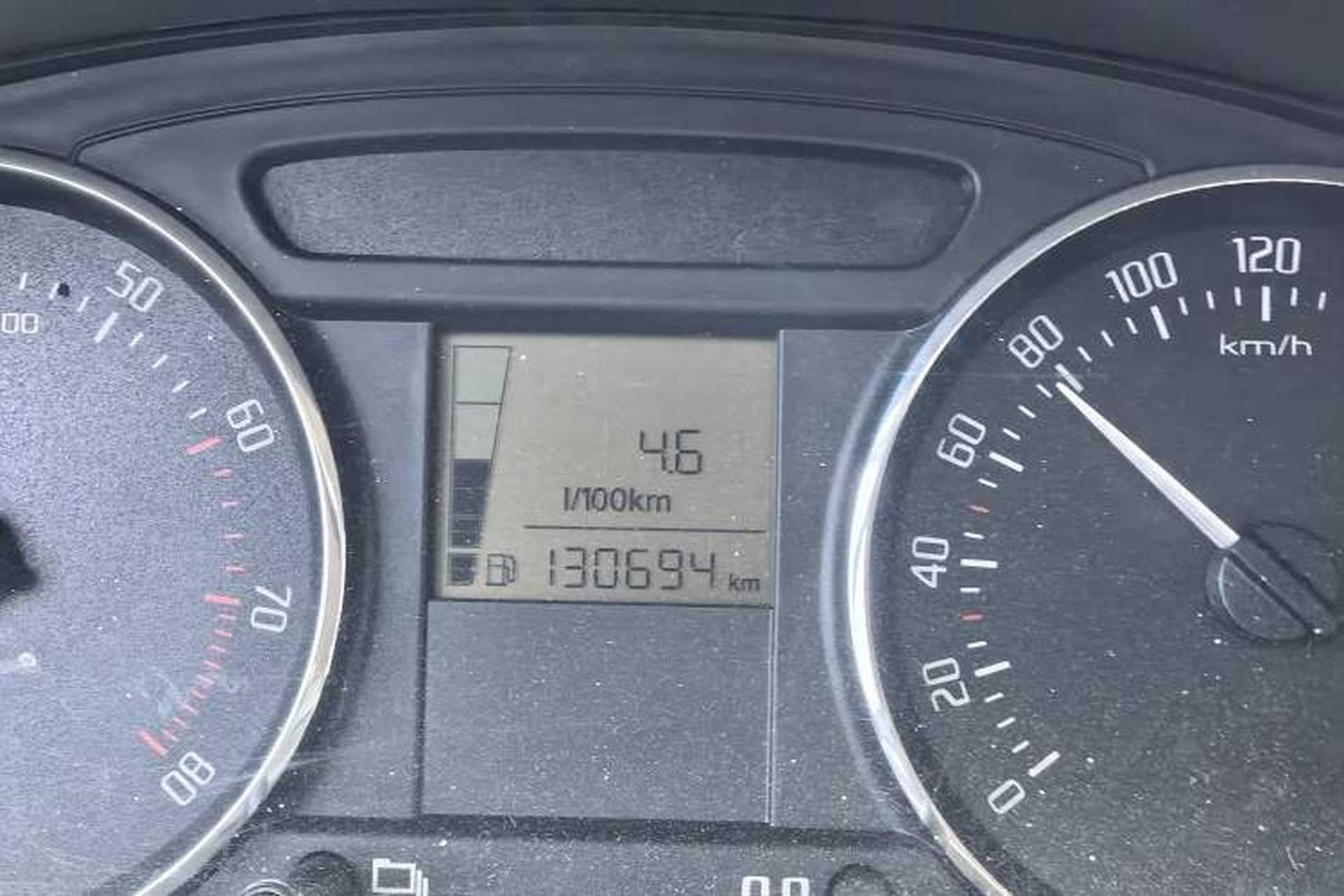 Used Skoda Fabia 2012 1.6L Manual Sport Edition Odometer Close Up