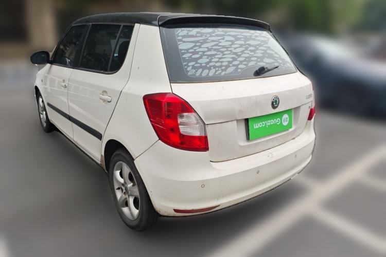 Used Skoda Fabia 2012 1.6L 5th Anniversary Limited Edition Rear Left 45 Deg