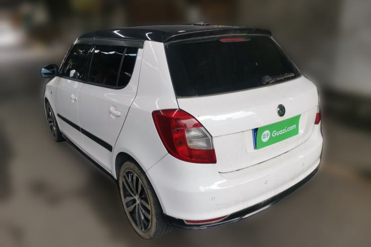 Used Skoda Fabia 2012 1.4L Manual Crystal Edition Rear Left 45 Deg