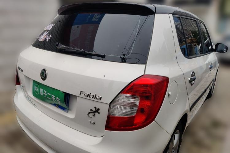 Used Skoda Fabia 2012 1.6L Manual Cool Black Edition Rear Right 45 Deg