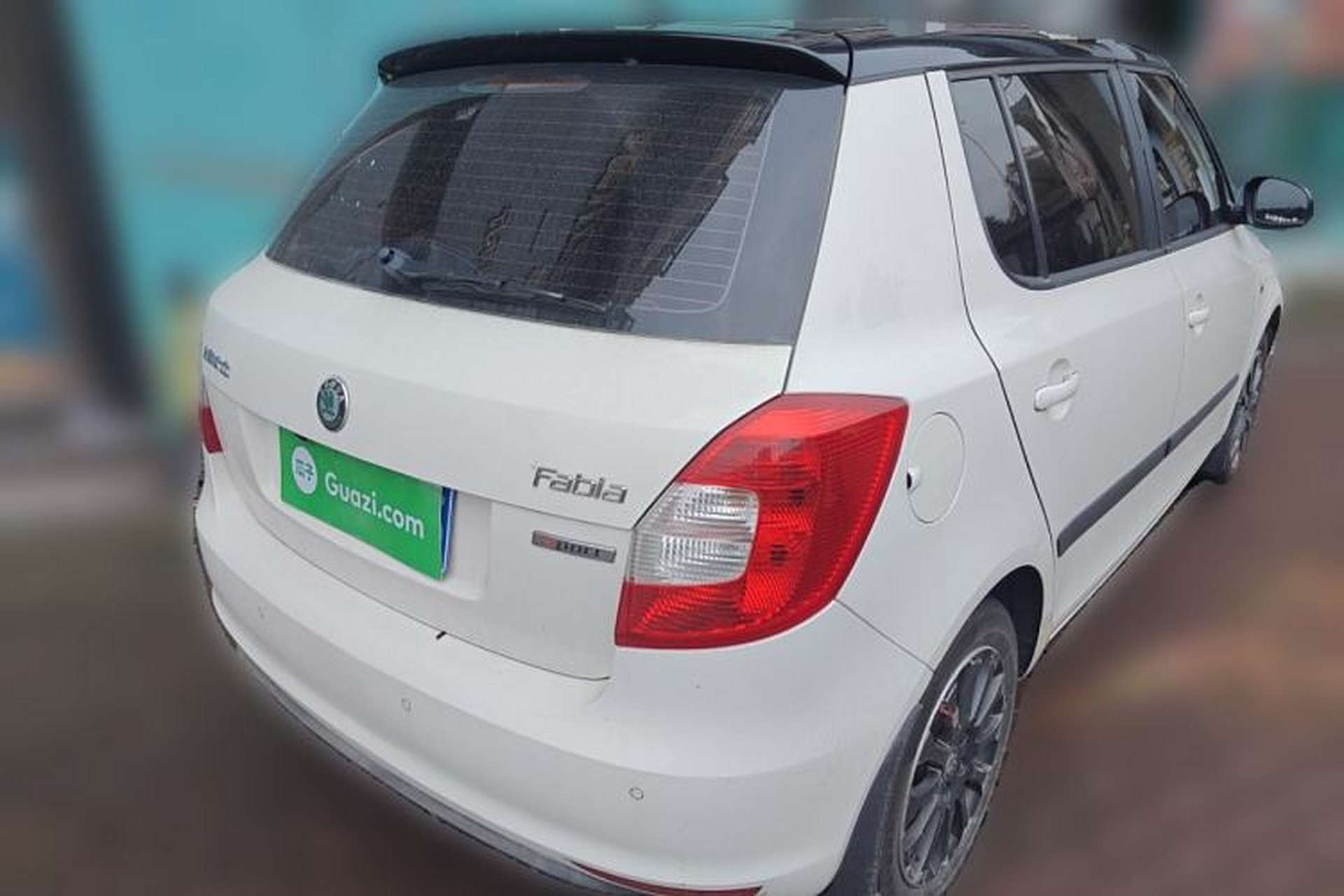Used Skoda Fabia 2012 1.6L Automatic Sport Edition Rear Right 45 Deg