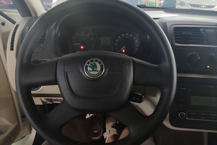 Used Skoda Fabia 2012 1.4L Manual Crystal Edition Steering Wheel