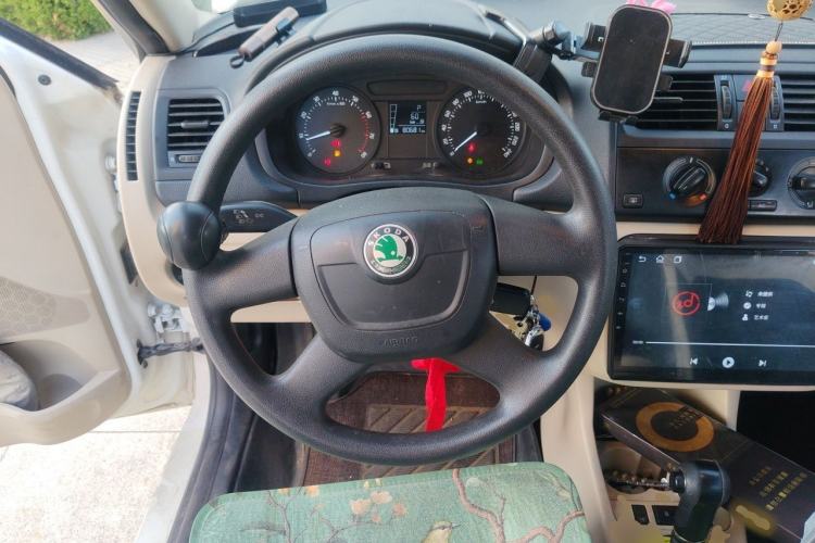 Used Skoda Fabia 2012 1.4L Automatic Crystal Edition Steering Wheel