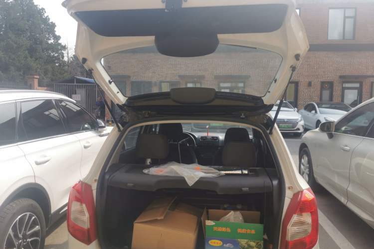 Used Skoda Fabia 2012 1.6L Automatic Sport Edition Trunk