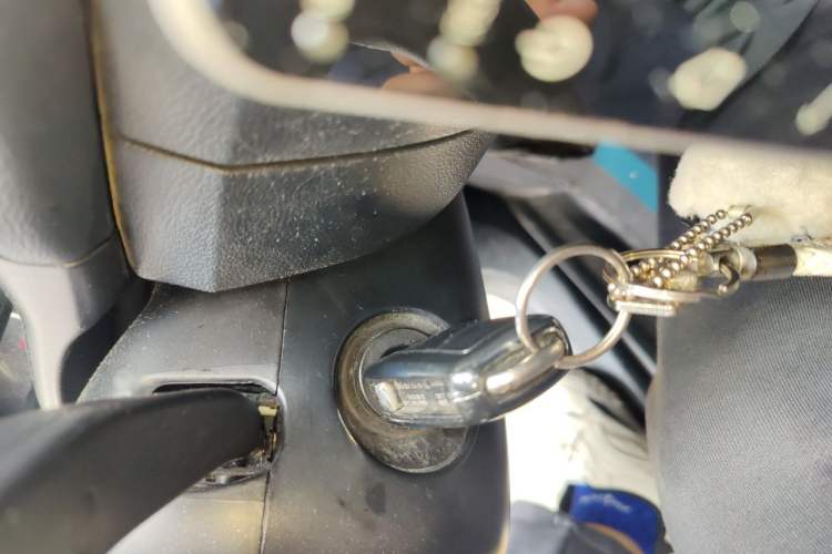 Used Skoda Fabia 2012 1.6L Manual Cool Black Edition Vehicle Key