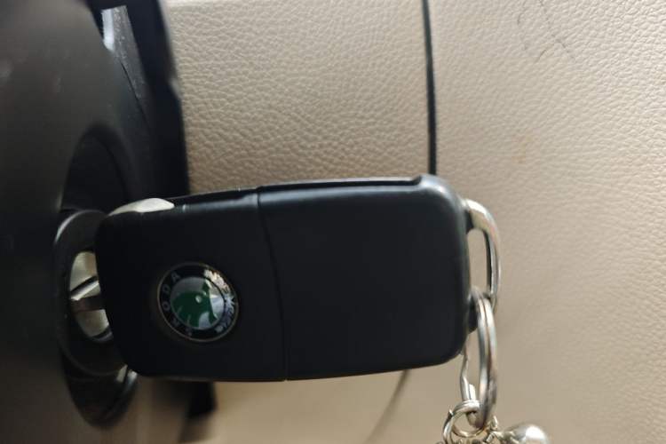 Used Skoda Fabia 2012 1.4L Automatic Crystal Edition Vehicle Key