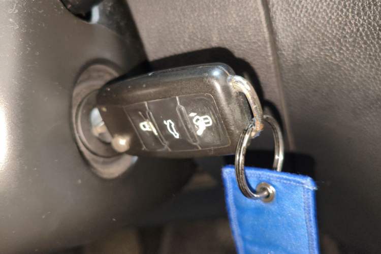 Used Skoda Fabia 2012 1.6L Automatic Sport Edition Vehicle Key