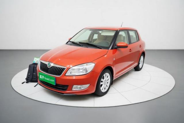 Gebrauchter Skoda Fabia 2012 1.4L Automatic Crystal Edition