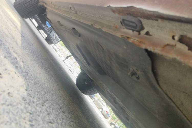 Used Skoda Fabia 2012 1.4L Manual Crystal Edition Chassis Front Right
