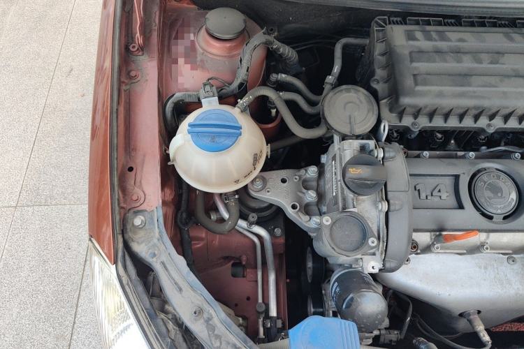 Used Skoda Fabia 2012 1.4L Automatic Crystal Edition Engine Bay Right
