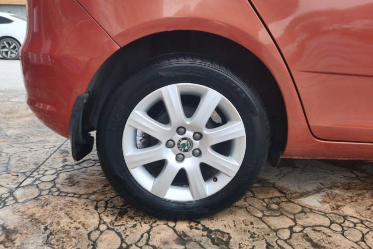 Used Skoda Fabia 2012 1.4L Automatic Crystal Edition Exterior 4