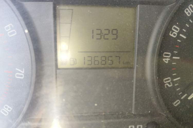 Used Skoda Fabia 2012 1.4L Manual Crystal Edition Odometer Close Up