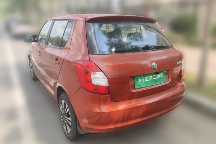 Used Skoda Fabia 2012 1.4L Manual Crystal Edition Rear Left 45 Deg