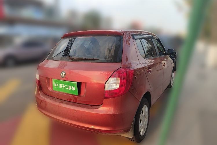 Used Skoda Fabia 2012 1.4L Automatic Crystal Edition Rear Right 45 Deg