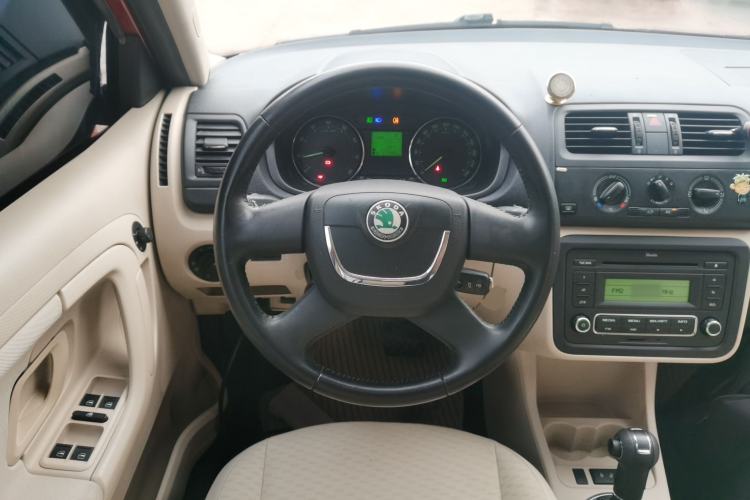 Used Skoda Fabia 2012 1.4L Automatic Crystal Edition Steering Wheel