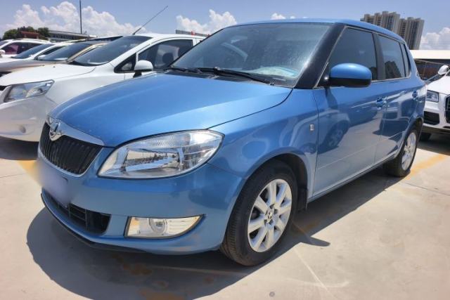 Used Skoda Fabia 2014 1.4L Automatic Crystal Edition