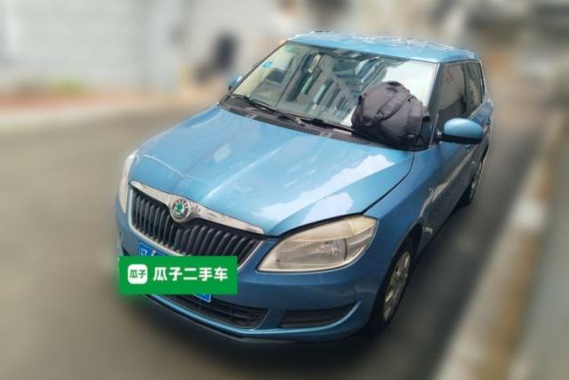 Used Skoda Fabia 2014 1.4L Automatic Crystal Edition