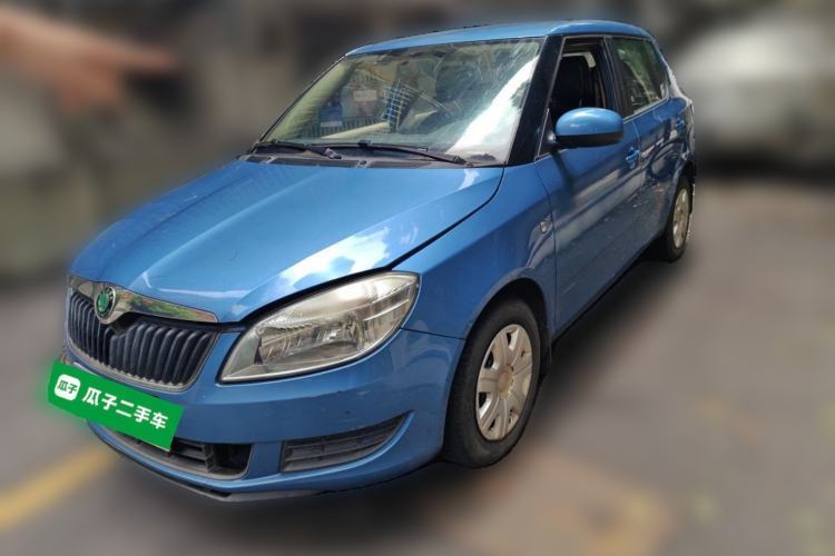 Used Skoda Fabia 2014 1.4L Automatic Crystal Edition Guazi used car, China used car export, Used car for sale, Used  cars, Cheapest cars for sale