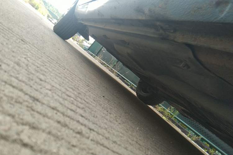 Used Skoda Fabia 2014 1.4L Manual Crystal Edition Chassis Front Right