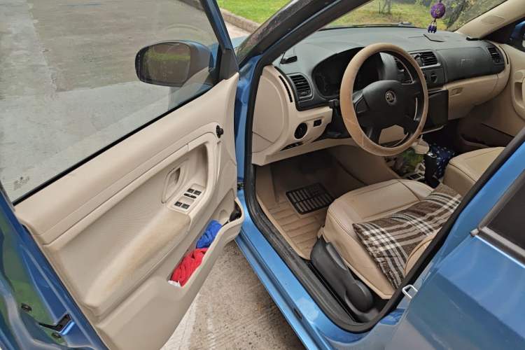 Used Skoda Fabia 2014 1.4L Automatic Crystal Edition Driver Seat