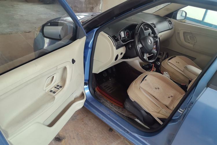 Used Skoda Fabia 2014 1.4L Manual Jingling Edition Driver Seat