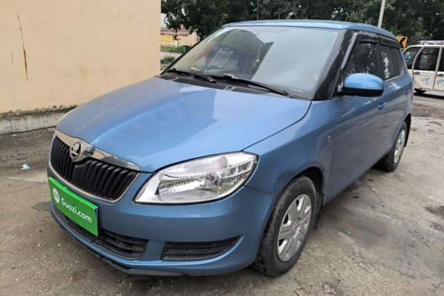 Used Skoda Fabia 2014 1.4L Manual Crystal Edition