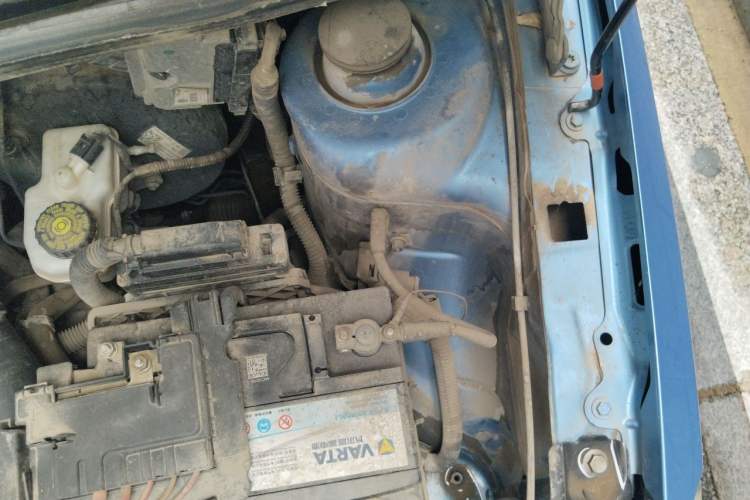 Used Skoda Fabia 2014 1.4L Automatic Crystal Edition Engine Bay Left